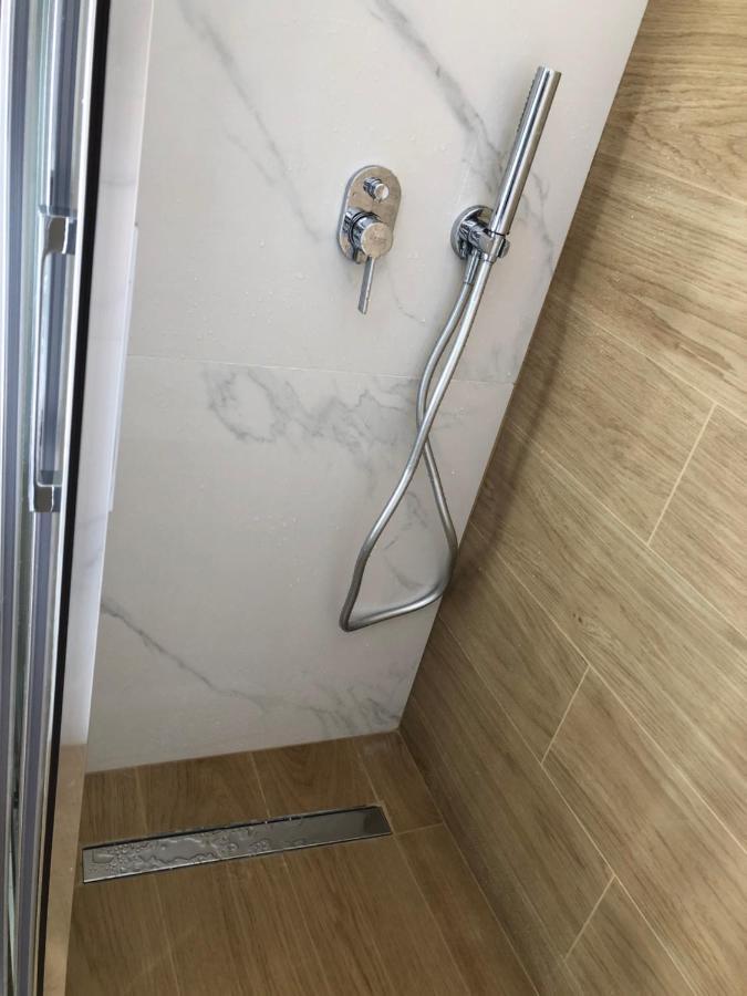 Metropolitan Complex Suite Faliro Piraeus Bagian luar foto